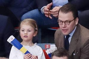 Prinzessin Estelle als süßer Mini-Handballfan
