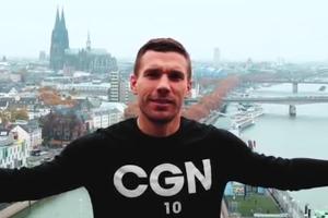 Lukas Podolski wettert auf Twitter gegen Serdar Somuncu