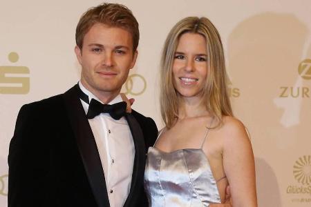 Vivian Sibold strahlt an der Seite ihres Mannes Nico Rosberg