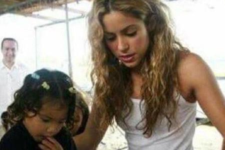 Shakira hat die Stiftung Shakira hat die Stiftung