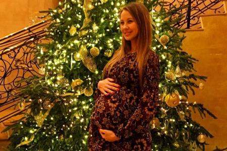 So präsentiert sich Alessandra Meyer-Wölden ihren Instagram-Followern So präsentiert sich Alessandra Meyer-Wölden ihren Instagram-Followern