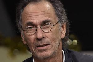 Hugo Egon Balder wird eine neue Runde "Genial daneben" moderieren