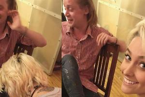 Warum lackiert Paris Jackson Macaulay Culkin die Fußnägel?