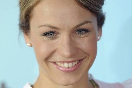 Magdalena Neuner schwelgt im Familienglück Magdalena Neuner schwelgt im Familienglück