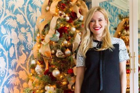 Reese Witherspoon in einem Outfit für die Weihnachtsfeiertage Reese Witherspoon in einem Outfit für die Weihnachtsfeiertage