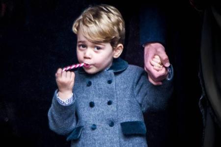 In diesem Mantel besuchte Prinz George an Weihnachten den Gottesdienst In diesem Mantel besuchte Prinz George an Weihnachten den Gottesdienst