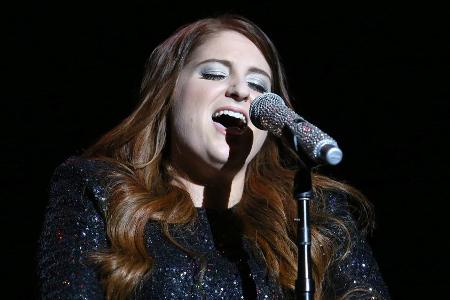 Muss die nächsten Wochen ihre Stimme schonen: Meghan Trainor Muss die nächsten Wochen ihre Stimme schonen: Meghan Trainor