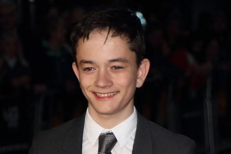 Ist Lewis MacDougall der nächste James Bond? Ist Lewis MacDougall der nächste James Bond?