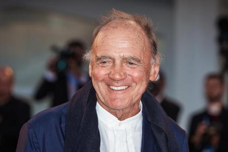 Bruno Ganz gehört zu den bedeutendsten deutschsprachigen Schauspielern der heutigen Zeit Bruno Ganz gehört zu den bedeutendsten deutschsprachigen Schauspielern der heutigen Zeit