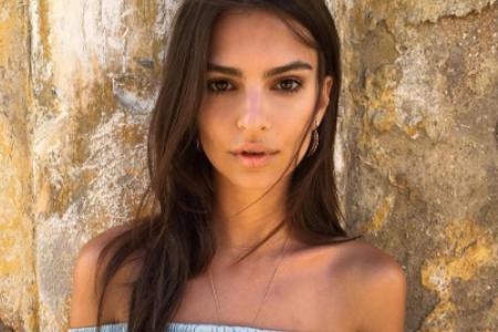 Emily Ratajkowski (24) beeindruckt mit ihrer puren Schönheit.