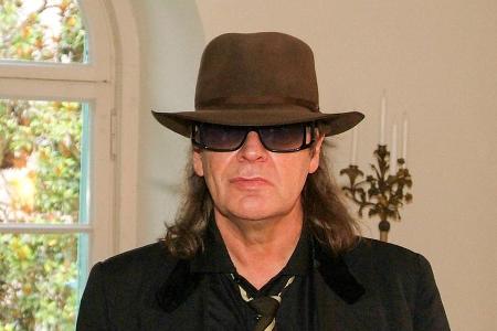 Udo Lindenberg rockt die Charts mit seinem neuen Album Udo Lindenberg rockt die Charts mit seinem neuen Album