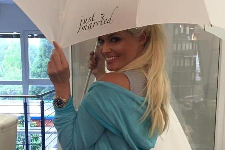 Daniela Katzenberger freut sich sichtlich auf ihre Hochzeit mit Lucas Cordalis Daniela Katzenberger freut sich sichtlich auf ihre Hochzeit mit Lucas Cordalis