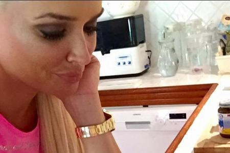 Daniela Katzenberger hat für Schwiegervater Costa Cordalis gekocht Daniela Katzenberger hat für Schwiegervater Costa Cordalis gekocht