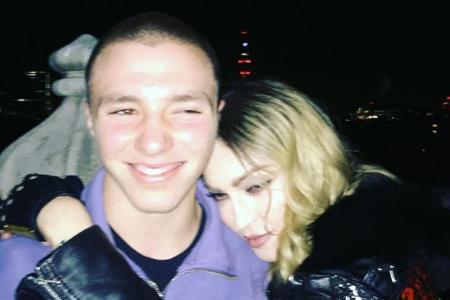 Madonna und ihr Sohn Rocco scheinen sich wieder besser zu verstehen Madonna und ihr Sohn Rocco scheinen sich wieder besser zu verstehen