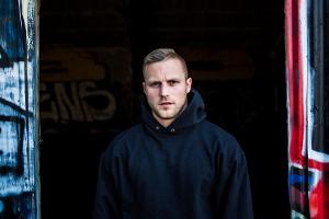 Kontra K: "Ich schreibe Musik aus dem Leben"