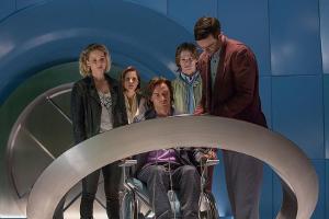 v.l.n.r. Raven/ Mystique (Jennifer Lawrence), Moira MacTaggert (Rose Byrne), Charles/ Professor X (James McAvoy), Alex Summe...
