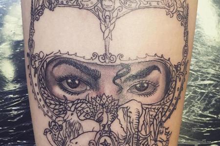 Paris Jackson teilt ein Bild von ihrem neuen Tattoo Paris Jackson teilt ein Bild von ihrem neuen Tattoo