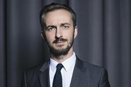 Stellte sich bei Facebook den Fragen seiner Fans: Jan Böhmermann Stellte sich bei Facebook den Fragen seiner Fans: Jan Böhmermann