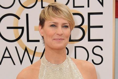 Lacht sich ins Fäustchen: Schauspielerin Robin Wright Lacht sich ins Fäustchen: Schauspielerin Robin Wright