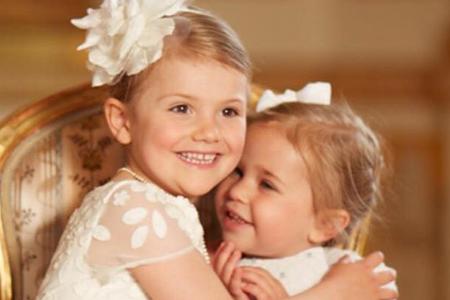 Cousinen, die sich mögen: Estelle (li.) und Leonore von Schweden Cousinen, die sich mögen: Estelle (li.) und Leonore von Schweden