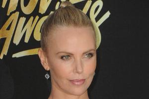 Charlize Theron: "Mein Job bei Dior wird nie langweilig"