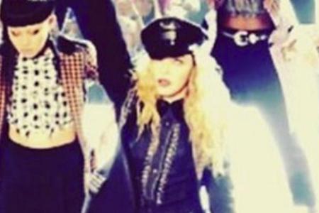 Hat ihre Emotionen nicht im Griff: Madonna bei ihrer Show in Melbourne Hat ihre Emotionen nicht im Griff: Madonna bei ihrer Show in Melbourne