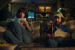 Gefangen oder gerettet? Michelle (Mary Elizabeth Winstead) und Emmett (John Gallagher Jr.) sind sich da nicht so sicher.