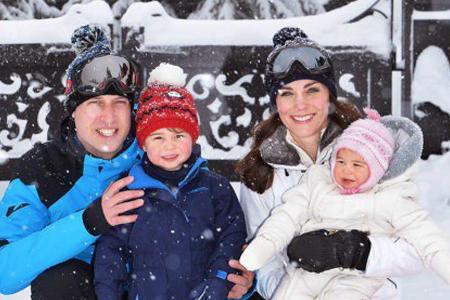 Die junge Familie Windsor im Winterurlaub