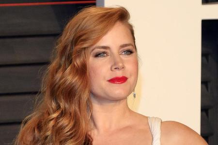 Amy Adams ist fasziniert von Henry Cavill Amy Adams ist fasziniert von Henry Cavill