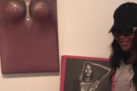 Naomi Campbell und die zweibändige Collector's Edition, die im Taschen Verlag erscheint, und die Karriere des Models nachzei... Naomi Campbell und die zweibändige Collector's Edition, die im Taschen Verlag erscheint, und die Karriere des Models nachzei...