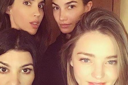 Miranda Kerr und ihre Mädels hatten viel Spaß zusammen Miranda Kerr und ihre Mädels hatten viel Spaß zusammen