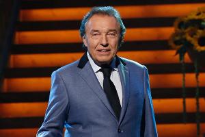 Karel Gott feiert Etappensieg gegen den Krebs