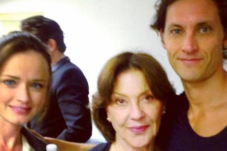 Alexis Bledel (l.), Kelly Bishop und Tade Sanc am Set von Alexis Bledel (l.), Kelly Bishop und Tade Sanc am Set von