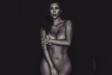 Kim Kardashian 1220.jpg Kim Kardashian 1220.jpg