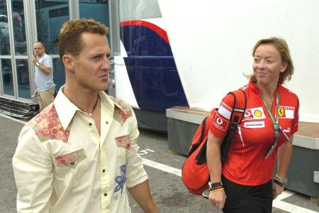 Michael Schumacher mit Sabine Kehm im Jahr 2006. Damals war Kehm noch seine Pressesprecherin Michael Schumacher mit Sabine Kehm im Jahr 2006. Damals war Kehm noch seine Pressesprecherin
