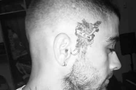 Die Fans finden sein neues Tattoo schrecklich: Zayn Malik Die Fans finden sein neues Tattoo schrecklich: Zayn Malik
