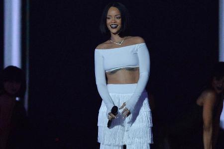 Rihanna hat ein Herz für ihre Fans Rihanna hat ein Herz für ihre Fans