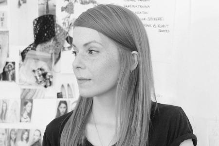 Malaika Raiss durfte als erste Designerin weltweit die Charaktere aus Malaika Raiss durfte als erste Designerin weltweit die Charaktere aus