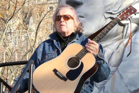 Don McLean, hier bei einem Auftritt aus dem Jahr 2012, wurde am Montag festgenommen Don McLean, hier bei einem Auftritt aus dem Jahr 2012, wurde am Montag festgenommen