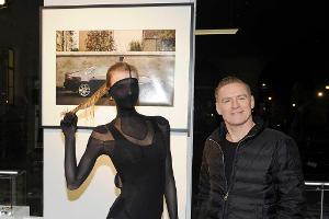 Bryan Adams eröffnet Fotoausstellung "The Stig"