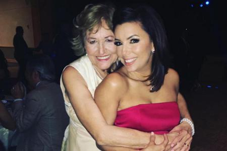 Eva Longoria und ihre Mutter sind ein Herz und eine Seele Eva Longoria und ihre Mutter sind ein Herz und eine Seele