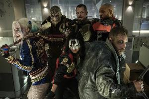 In "Suicide Squad" tut sich eine erlesene Auswahl an Bösewichten zusammen, um gemeinsam die Welt zu retten