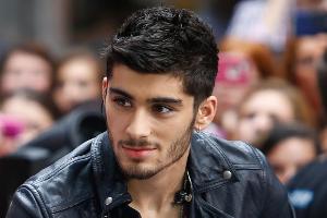 Zayn Malik kündigt seine Solo-Single "Pillowtalk" an