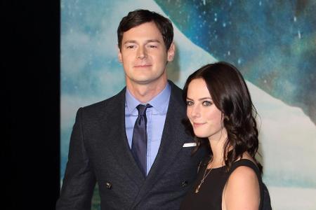 Haben geheiratet Benjamin Walker und Kaya Scodelario Haben geheiratet Benjamin Walker und Kaya Scodelario