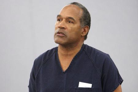 O. J. Simpson vor der Urteilsverkündung im Jahr 2008 O. J. Simpson vor der Urteilsverkündung im Jahr 2008