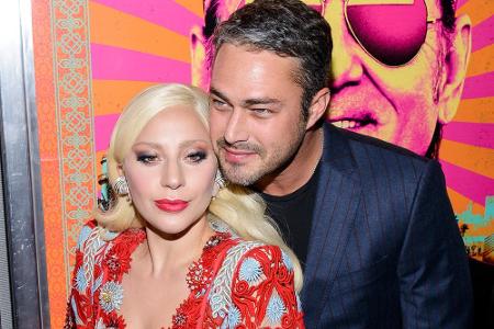 Lady Gaga mit ihrem Verlobten Taylor Kinney Lady Gaga mit ihrem Verlobten Taylor Kinney