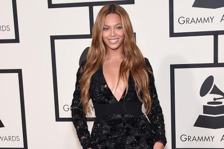 Bereits 2013 sang Beyoncé in der Super-Bowl-Halbzeitshow Bereits 2013 sang Beyoncé in der Super-Bowl-Halbzeitshow