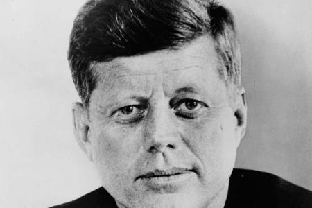 John F. Kennedy wurde 1963 im offenen Wagen erschossen. Die Schlüssel des Autos sollen schon bald zum Verkauf stehen John F. Kennedy wurde 1963 im offenen Wagen erschossen. Die Schlüssel des Autos sollen schon bald zum Verkauf stehen