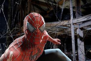"Spider-Man 3": Langsam aber sicher steigt Spider-Man, im wahren Leben Peter Parker (Tobey Maguire), die große Beliebtheit b...
