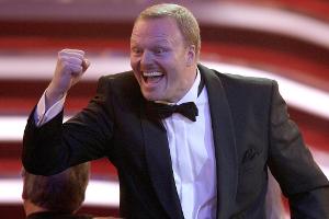 Stefan Raab ließ im November 2015 zum letzten Mal diverse Promis in der Münchner Olympia-Schwimmhalle zum "TV total Turmspri...